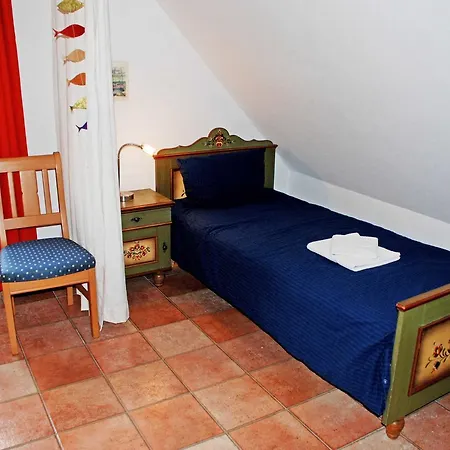 Ferienhaeuser Und _wohnungen Goorw Apartment Putbus