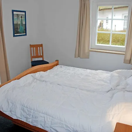 Ferienhaeuser Und _wohnungen Goorw Apartment