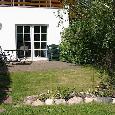 Apartment Ferienhaeuser Und _wohnungen Goorw *
