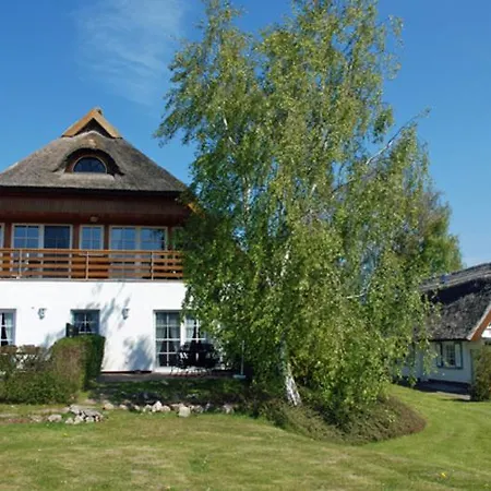 Ferienhaeuser Und _wohnungen Goorw * Putbus