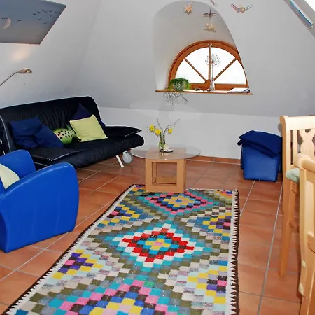 Ferienhaeuser Und _wohnungen Goorw Apartment