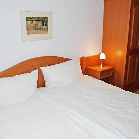 Apartment Ferienhaeuser Und _wohnungen Goorw